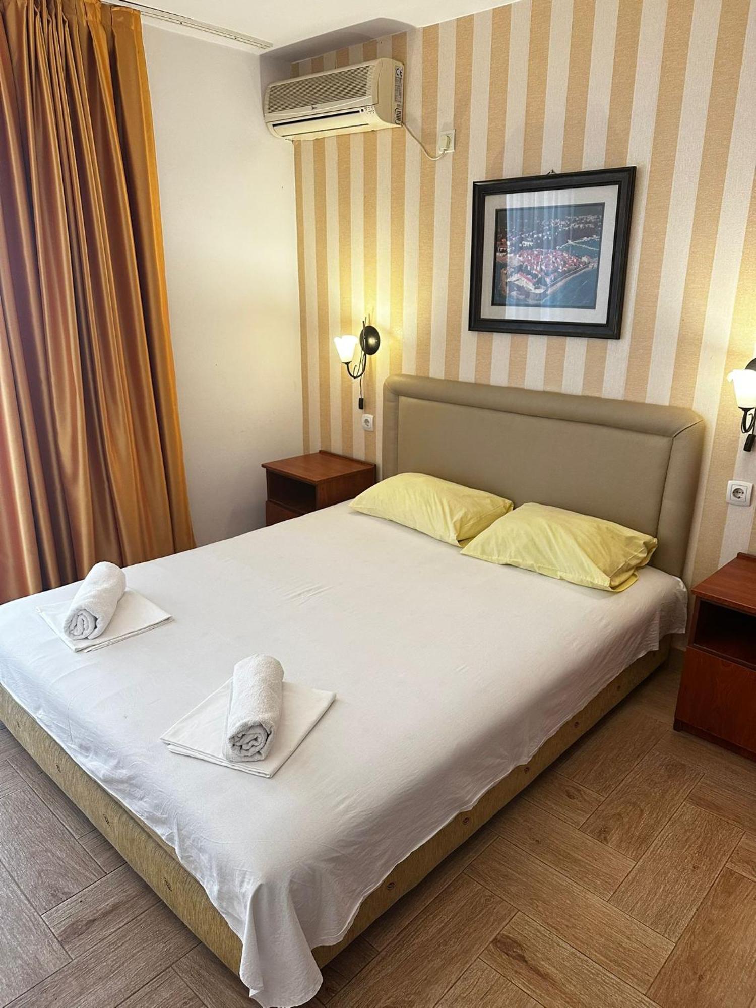 Central Hotel-Budva Exterior foto
